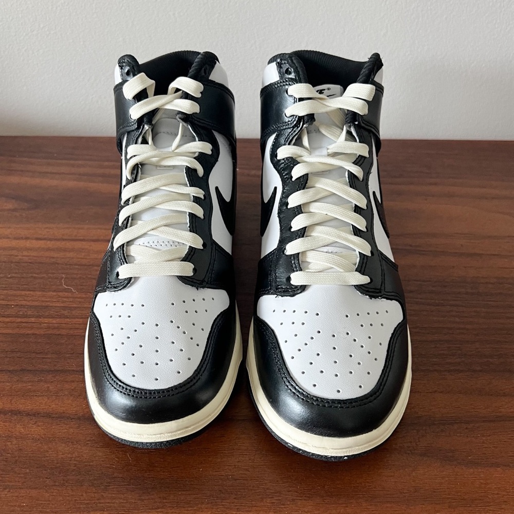 Nike Dunk High Women’s Size 8 Vintage‎ White/Black Coconut Milk DQ8581-100 - Picture 5 of 7